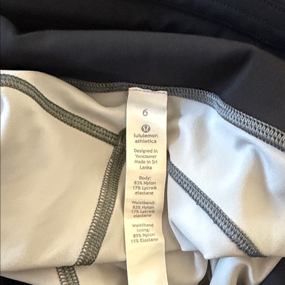 lululemon athletica Leggings - Picture 2 of 7